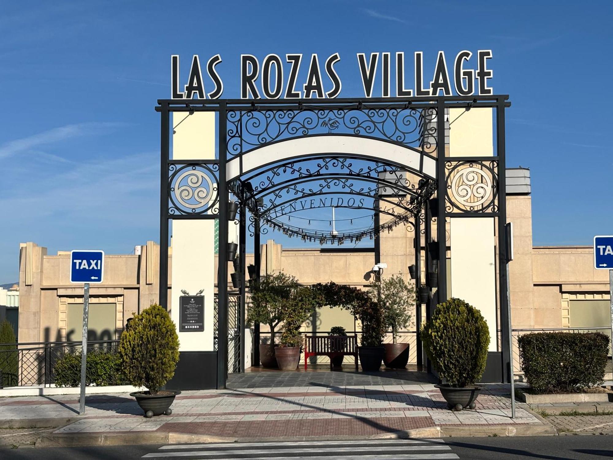 Apartamento Plaza Espana Las Rozas المظهر الخارجي الصورة